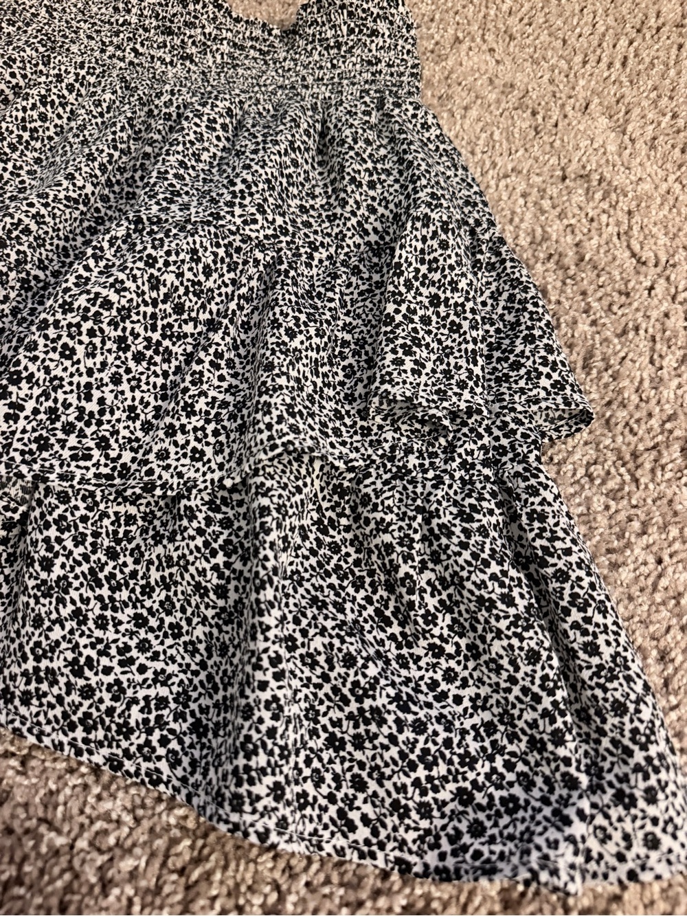 Altard State Black & White Floral Smocked Mini Skirt | Size M - Picture 4 of 7